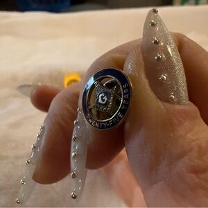 18K Gold and Blue Enamel Freemason Masonic 25-Year Lapel Pin with Twist Back